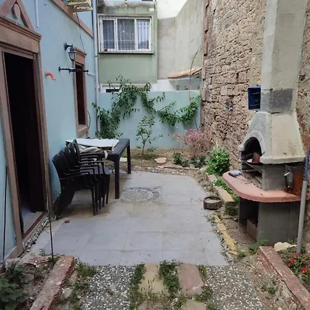 Altun Βίλα Ayvalı